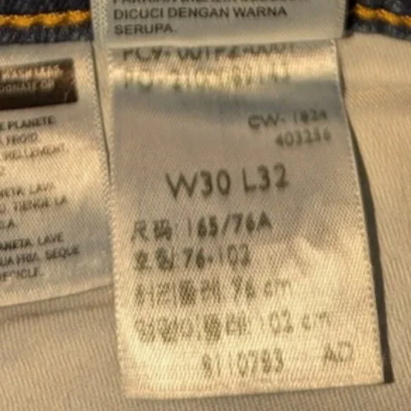 Levi's Women's High waist Stretch Wide-Leg (13.5") Jeans 30x32 Dark Wash Denim - Picture 9 of 9